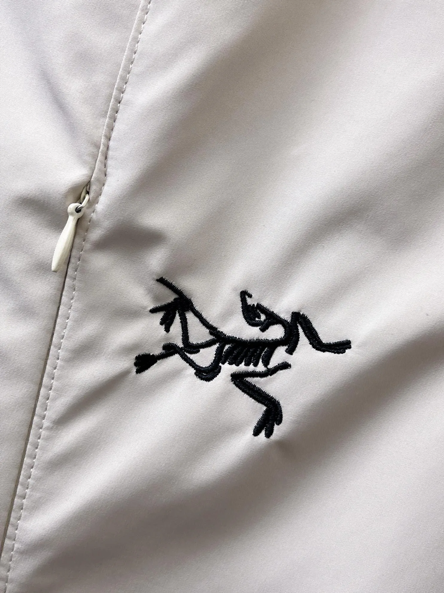 Same Style， ， 2026 New Arrival ， Original Premium Breathable ， ， ， Quality。 ， Sizes：M～3XL，